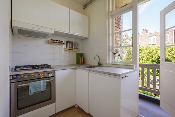 Medium property photo - Hugo de Grootstraat 272, 2613 VB Delft
